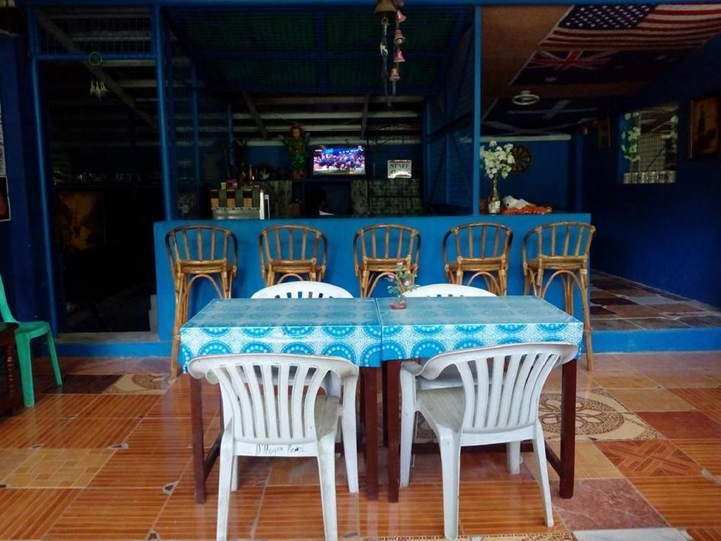 Happy Buddha Inn Puerto Galera Exterior photo