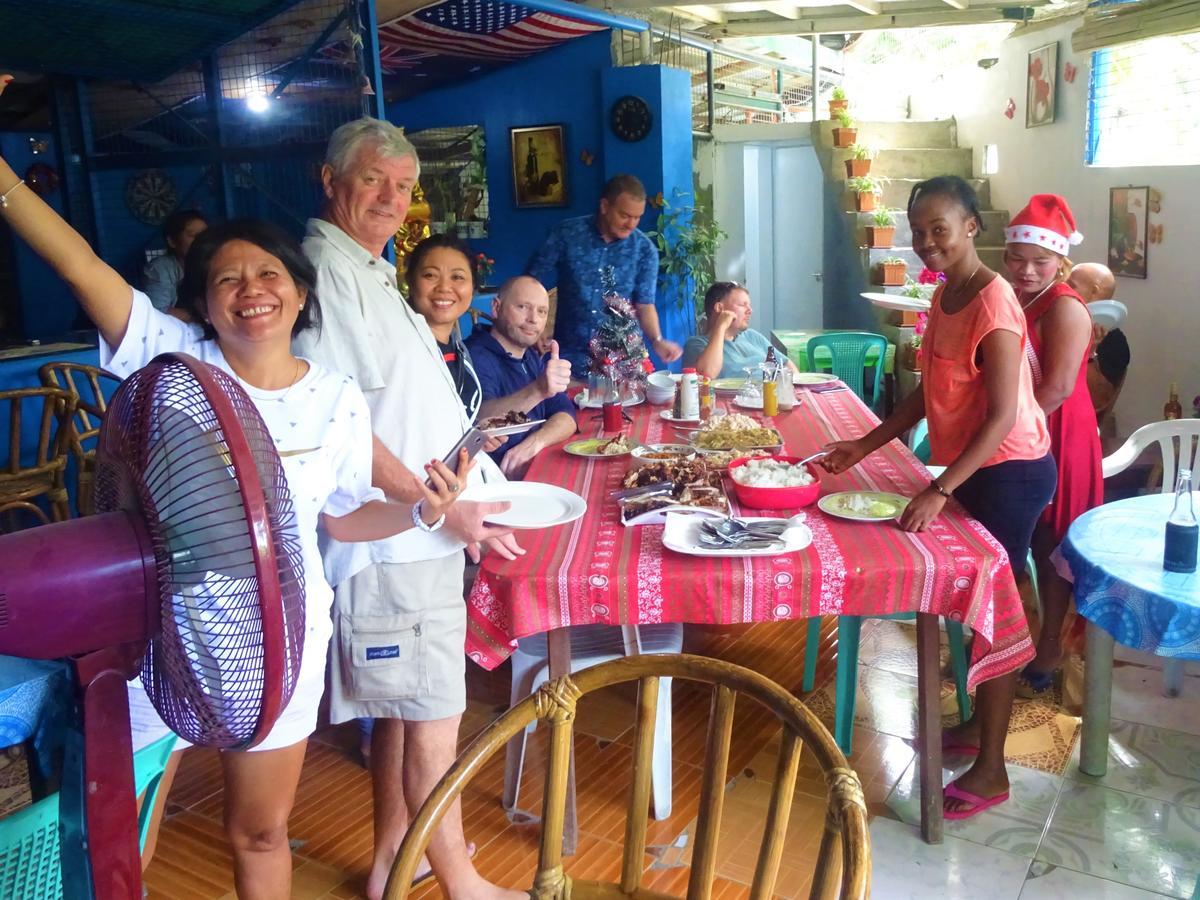 Happy Buddha Inn Puerto Galera Exterior photo